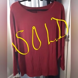 NWOT UNBRANDED WOMEN'S BURGUNDY BATWING PULLOVER SIZE LARGE